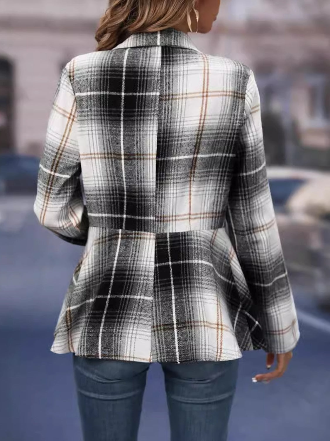 Chic Urban Plaid Jacket