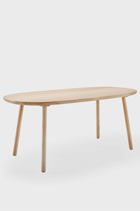 Naïve Dining Table