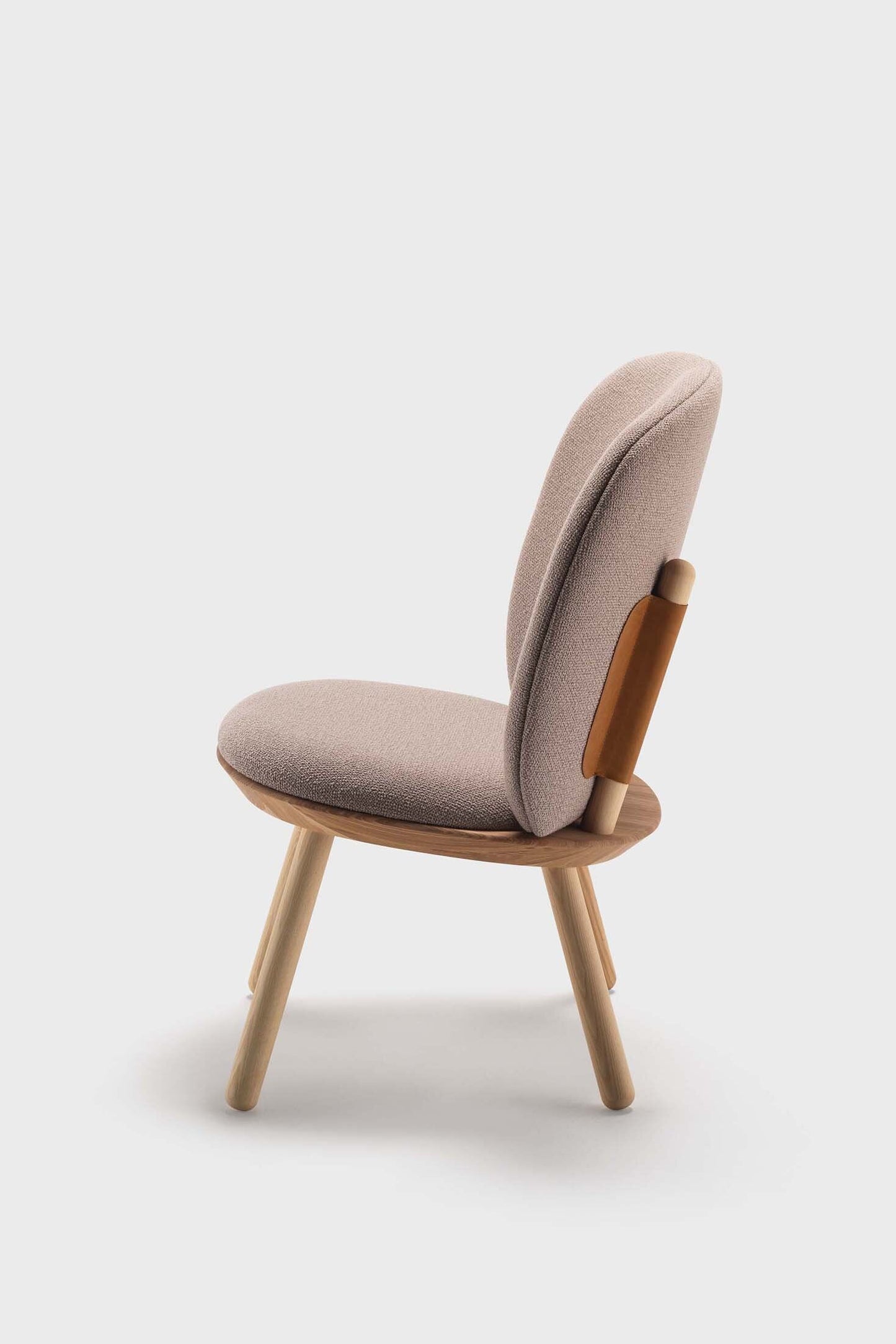 Naïve Low Chair