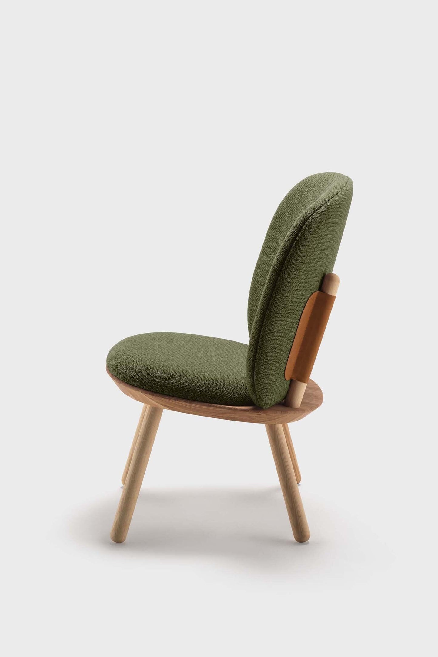 Naïve Low Chair