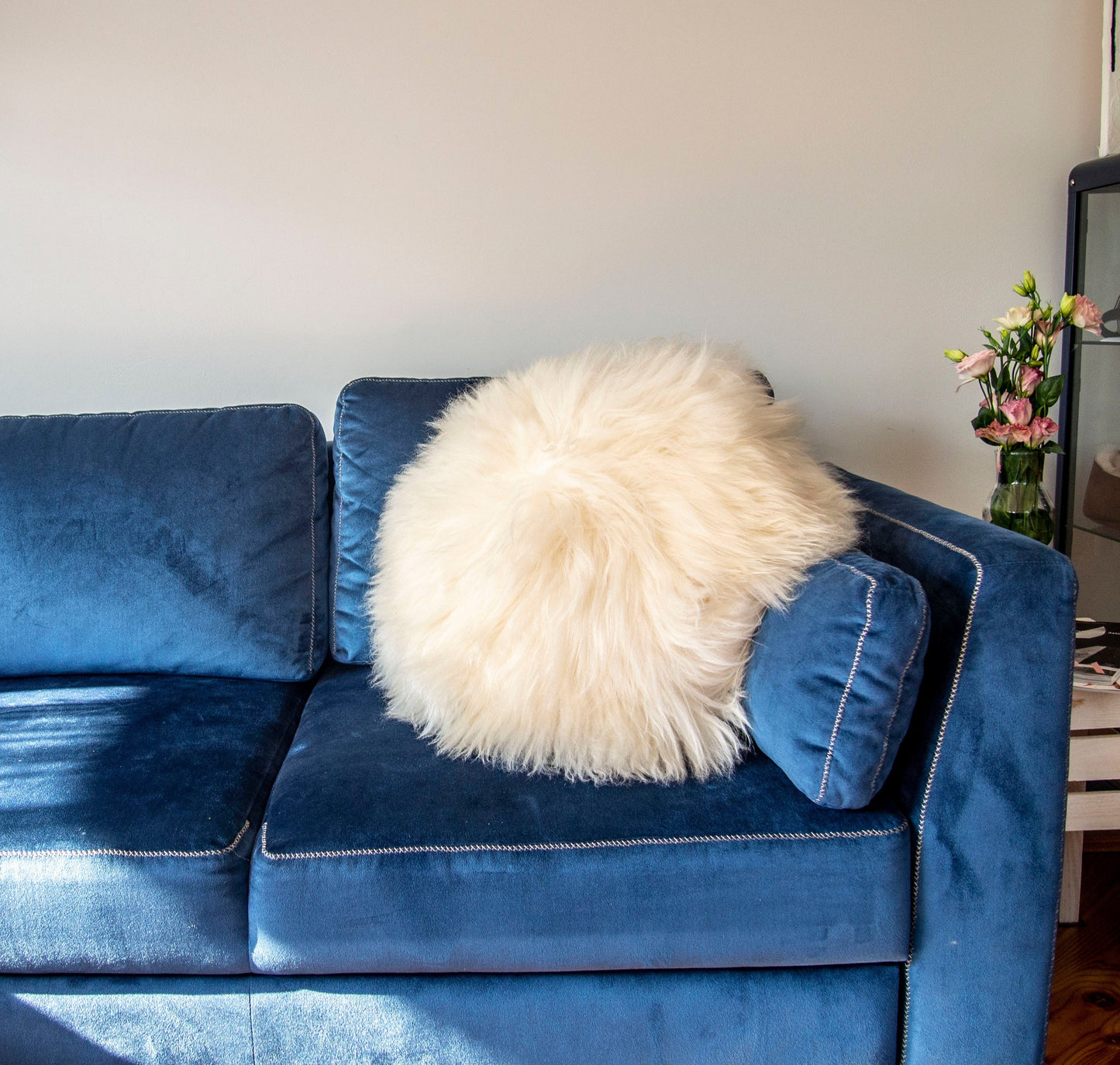 Decorative Round Furry Pillow